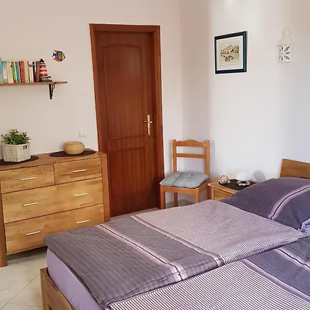 Nettes In Altura Mit Gepflegtem Garten * كاسترو ماريم